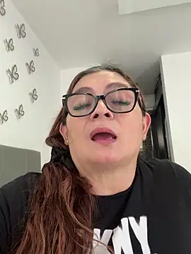 ANTONELLA_VIOLETA_'s Live Chat Room