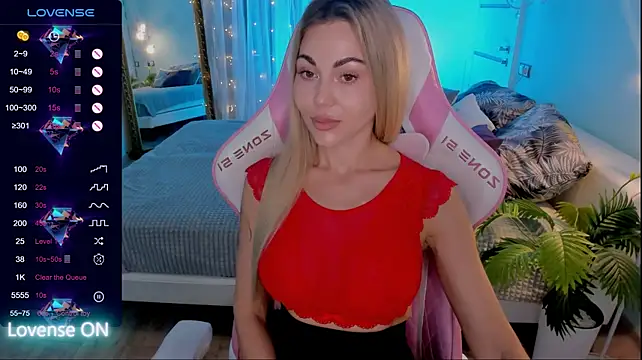 AdeleRoberts Chat XXX in diretta