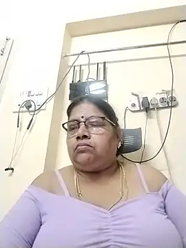 bigbum68 Show in webcam