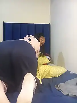צ'אט XXX בשידור חי של SEXYBLOSSOM