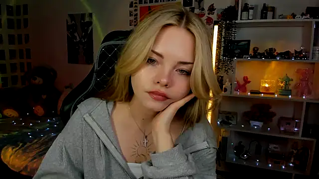 AkiraKatsu – Naživo XXX chat