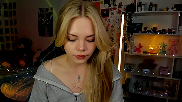 AkiraKatsu webcam show