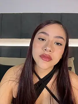 Show de nicolle_pierce na webcam