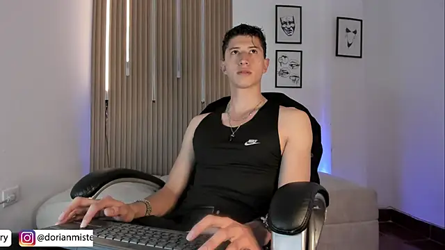 Dorianmistery2322_ Webcamshow