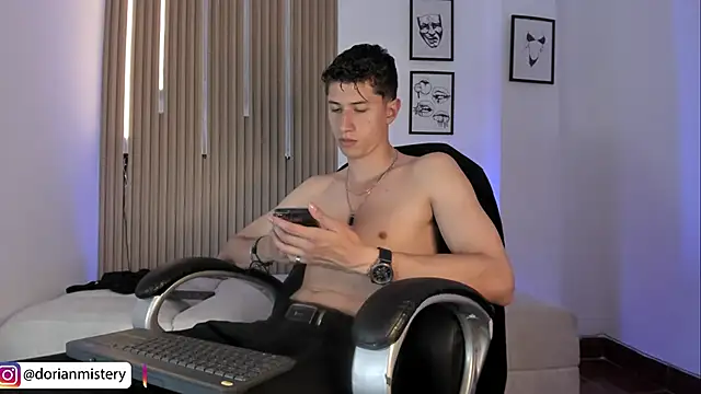 Dorianmistery2322_'s Live XXX Chat