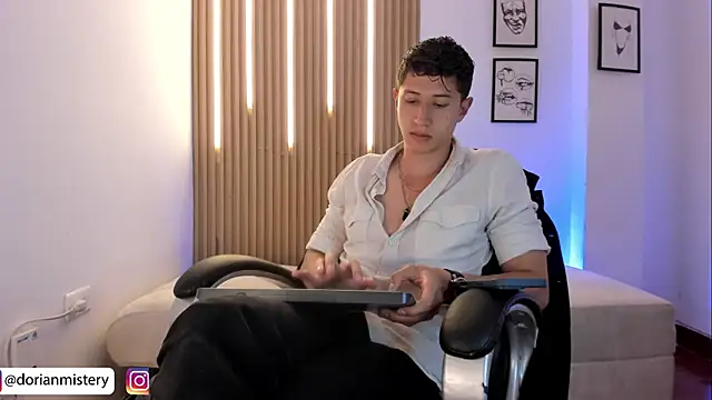 Dorianmistery2322_ 라이브 XXX 채팅