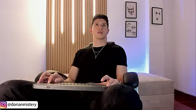 Dorianmistery2322_ 网络视讯表演