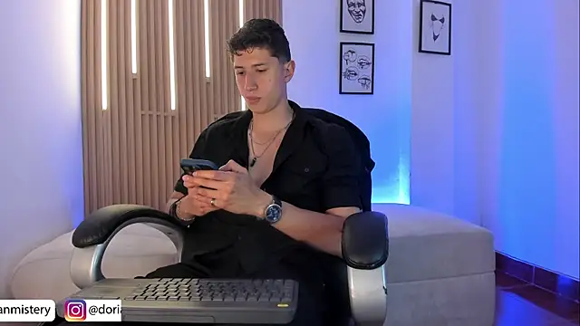 Dorianmistery2322_'s Live XXX Chat