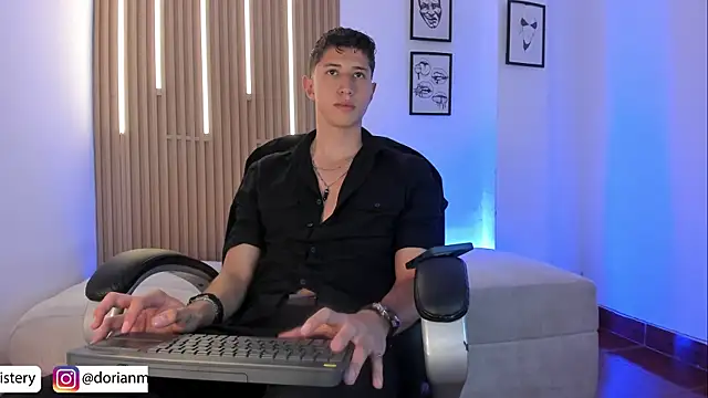 Czat XXX na żywo – Dorianmistery2322_