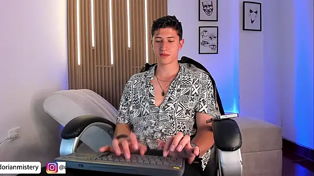 Dorianmistery2322_ 网络视讯表演