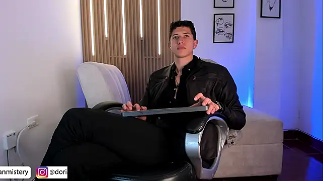Dorianmistery2322_ Webcamshow