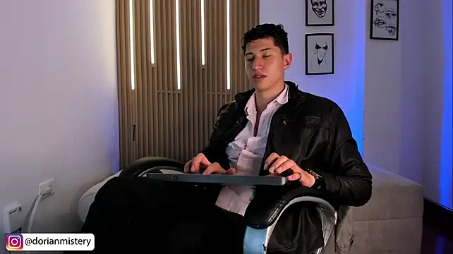 Dorianmistery2322_ Live XXX-chat