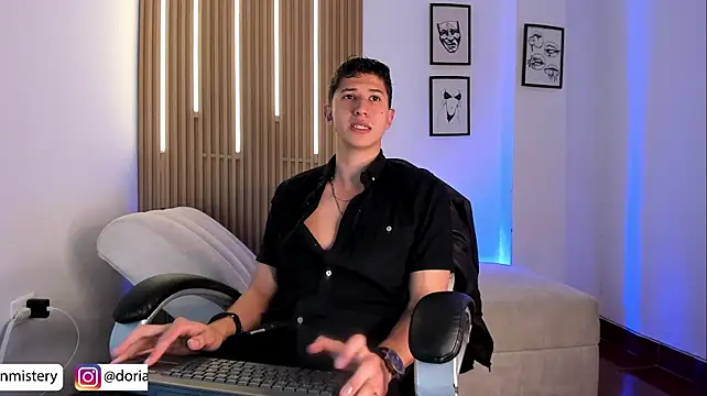 Dorianmistery2322_n Live XXX chat