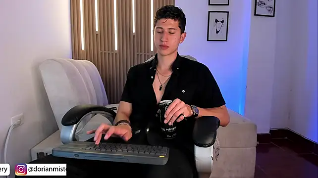 Show Webcam de Dorianmistery2322_
