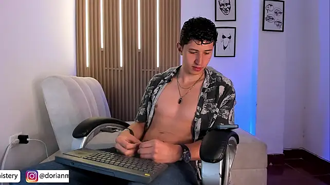 Show Webcam de Dorianmistery2322_