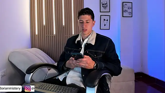 Živý XXX chat Dorianmistery2322_