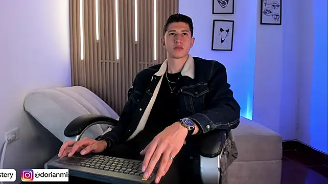 Dorianmistery2322_ webcam show