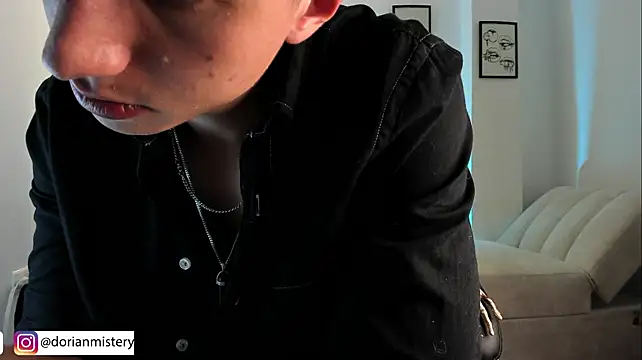 Онлайн чат XXX Dorianmistery2322_