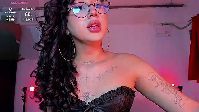 Heka_Prudence's Webcam Show