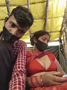 Webkamerová show Indiandesicouple155