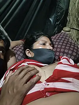 Indiandesicouple155 Adlı Modelin Web Kamerası Şovu