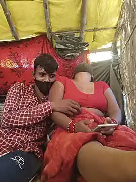 Webkamerová show Indiandesicouple155