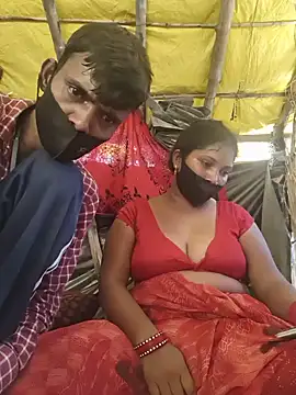 הופעת וובקאם של Indiandesicouple155