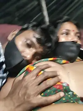 Desi77n Webbikameraesitys