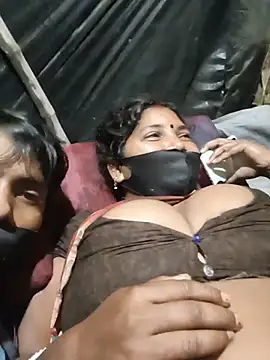 Desi77: вебкам-шоу