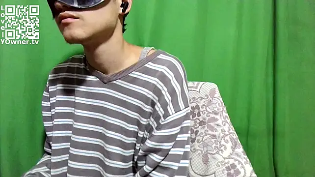 הופעת וובקאם של LovelyOwner_com