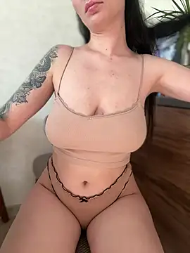 Show modela mc-Barbaraa na web-kameri