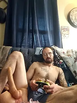UncutChip webcam show