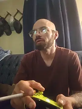 UncutChip's Webcam Show