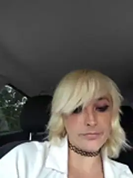Barbie-n-Ken Show in webcam