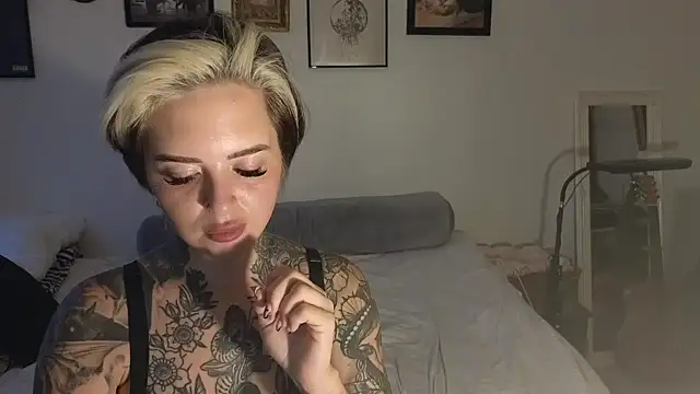 Alexandersonxo Show in webcam