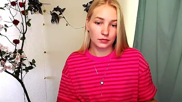 Queen_ofLove's Webcam Show