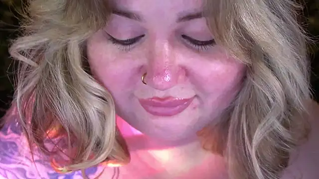 ZaraReignn Webcamshow