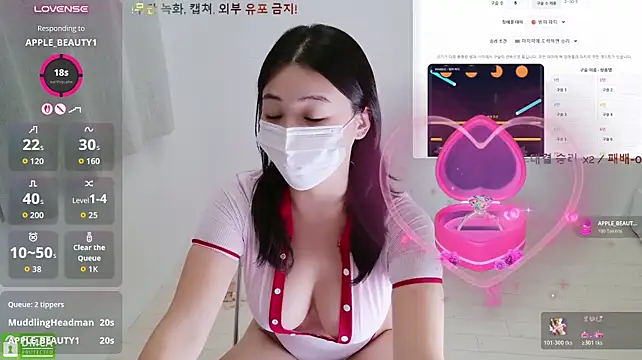 Živý XXX chat queen__apple