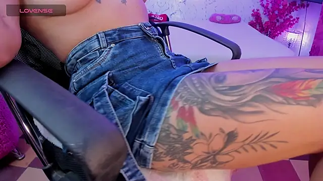 elissa_iris Chat XXX in diretta