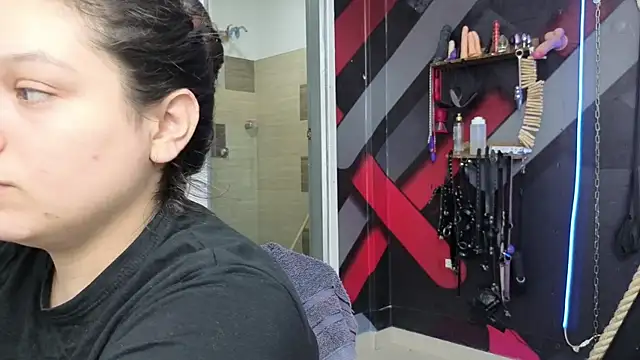 SUBMISSION_BDSM Show in webcam