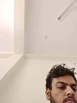 kishansmalldick: διαδικτυακό σόου στην κάμερα