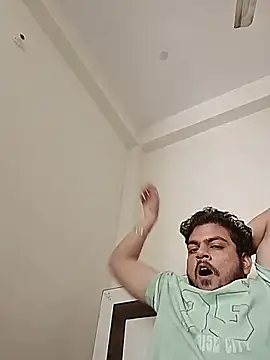 Realcumshow webcam show