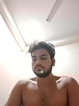 Realcumshow webcam show