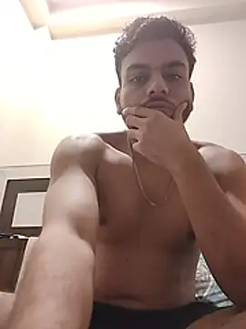 Realcumshow Webcam Show