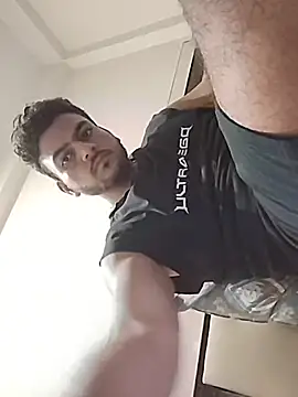Realcumshow webcam show