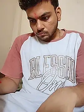 Realcumshow Show Webcam