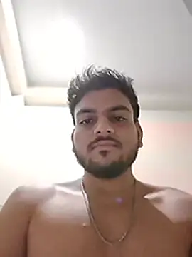 Realcumshow Шо у с уебкамера