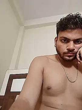 הופעת וובקאם של Realcumshow