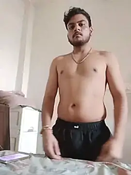 Realcumshow Show in webcam