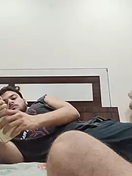 Realcumshow Adlı Modelin Web Kamerası Şovu